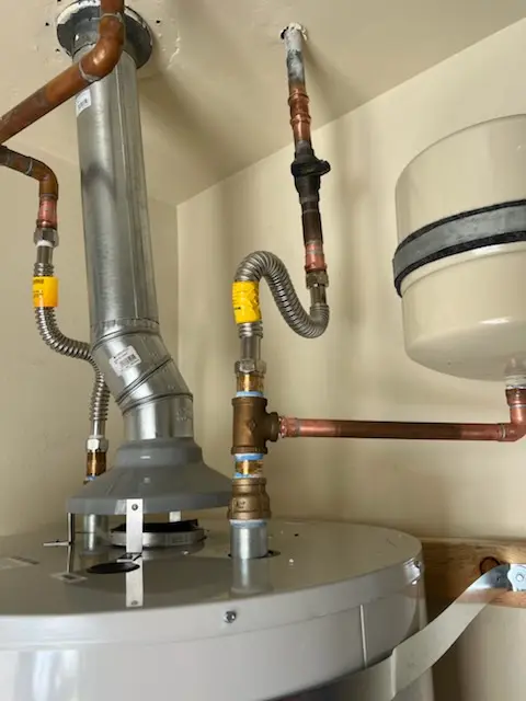 Water heater installation and plumbing repair in Brentwood Heights